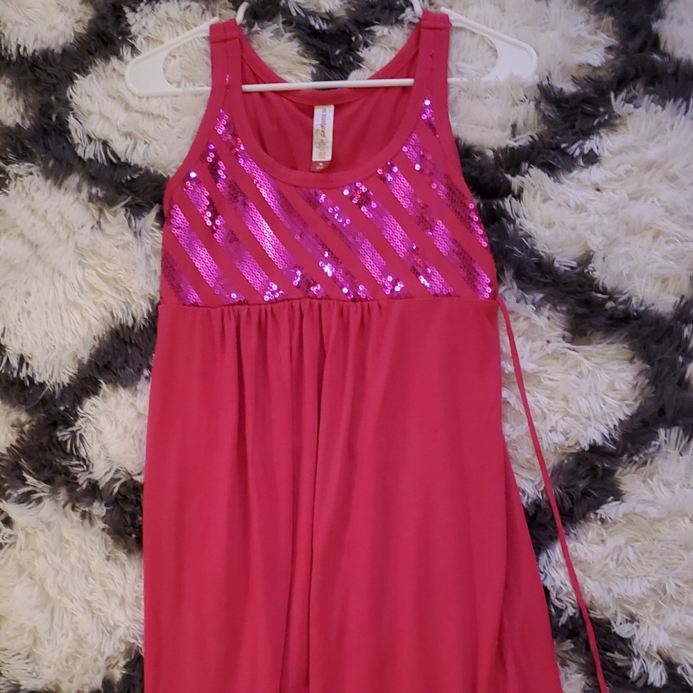 Girls Medium pink sequins dress! 💖